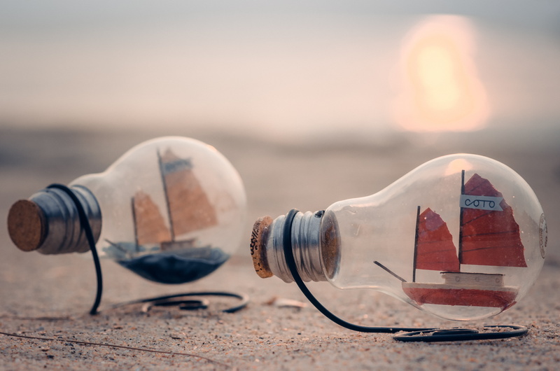 4K, lighting equipment, natural, technology, connection, focus on foreground, the boat, land, glass - material, communication, close-up, light bulb, co