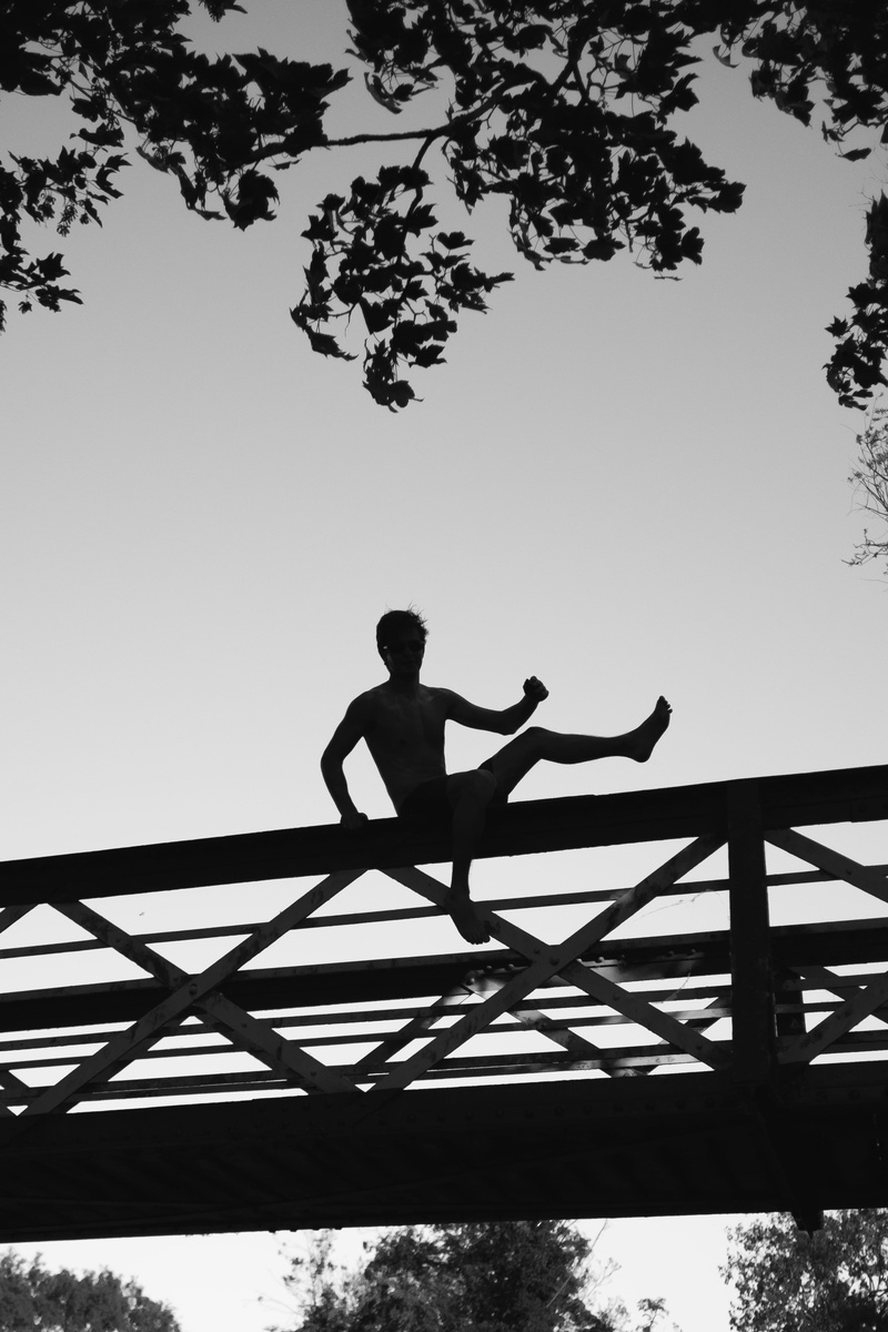 boy, 4K, beauty in nature, jump, foot, leisure activity, day, contemplation, water, three quarter length, bridge, photo, 1.2, footbridge, to, action, sitting