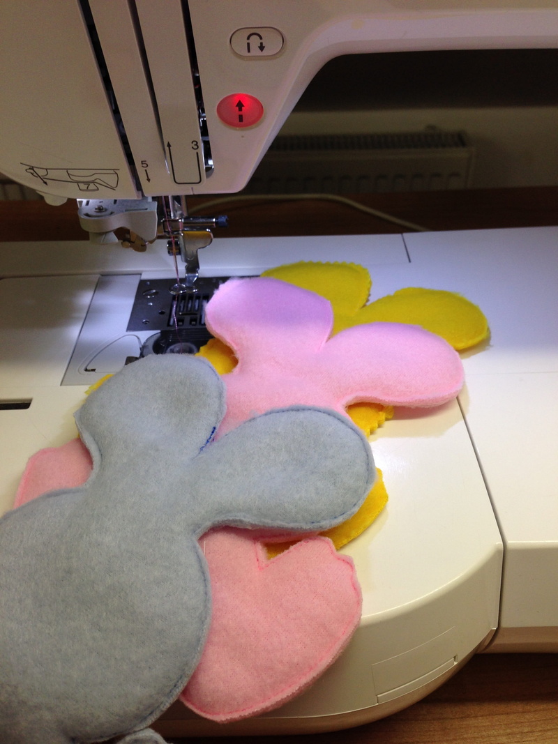 creativity, metal, human hand, coil, finger, skill, body part, fabric, rabbit, hand labor, clothcraft, thread spool, color, sew, sewing, relaxation, technology