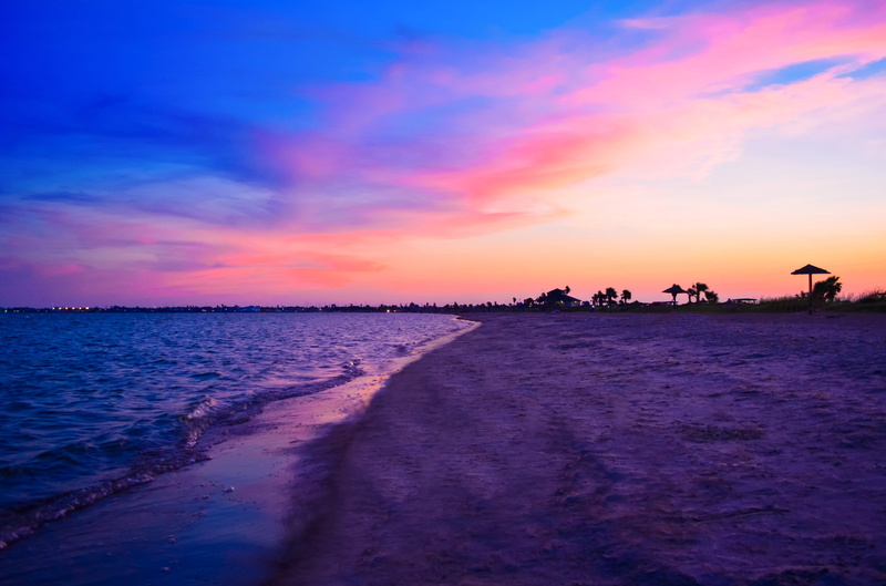 vacations, dramatic sky, purple, beach, horizon, nature, incidental people, summer, sunset, sea, tranquil scene, horizon over water, 5K, beauty in nature