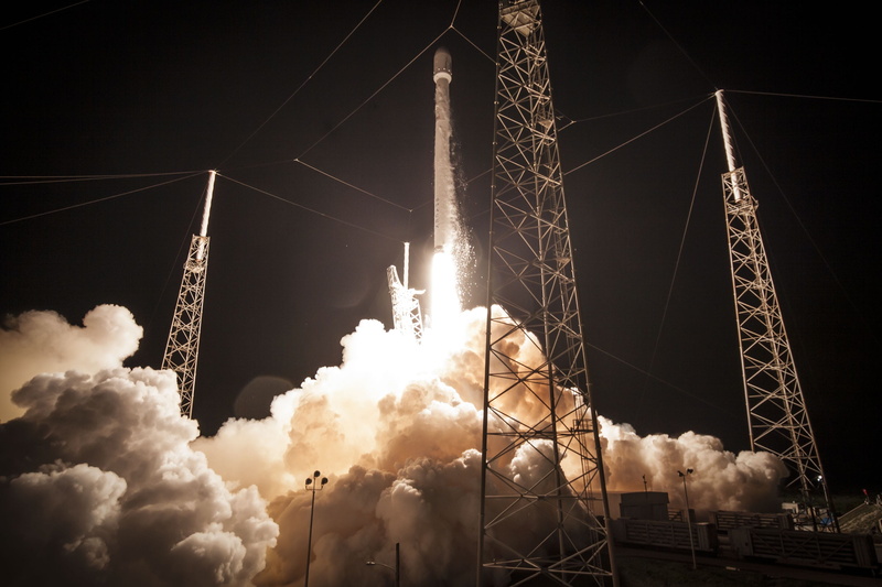 illuminated, technology, industry, smoke - physical structure, power supply, transportation, building exterior, power, nighttime, architecture, aerospace