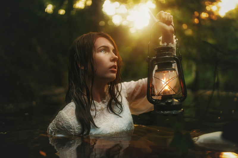 Daylight Goodbye, lamp, girl, 1080P, in the water, TJ Drysdale