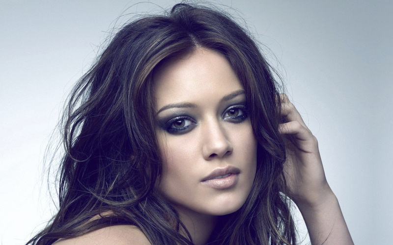 looking at viewer, portrait, photography, women, hair, Hilary Duff, fingers, brunette, 1080P, model