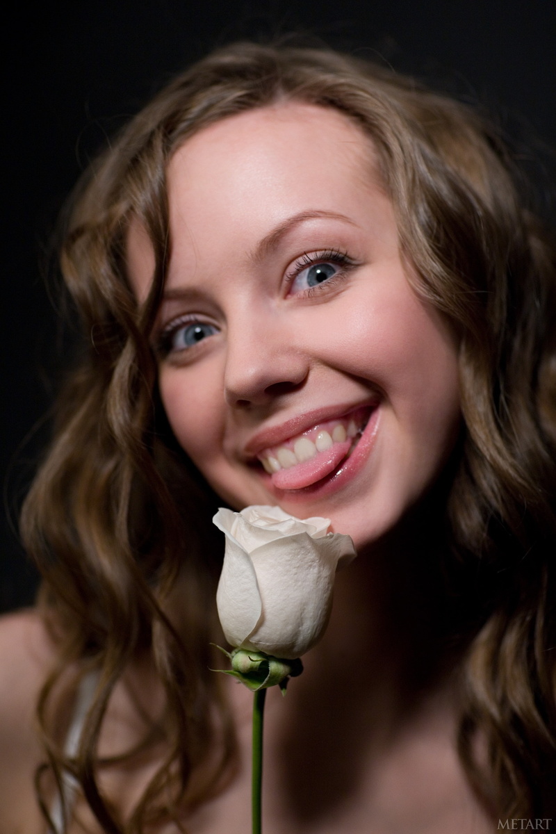 rose, blue eyes, Natasha S., smiling, white flowers, brunette, 2K, tongues, women, innuendo