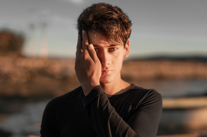 looking at camera, human face, eye, hand, apparel, clothing, 4K, teenager, boys, portrait, real people, young men, adolescence, headshot, sleeved, lifestyles
