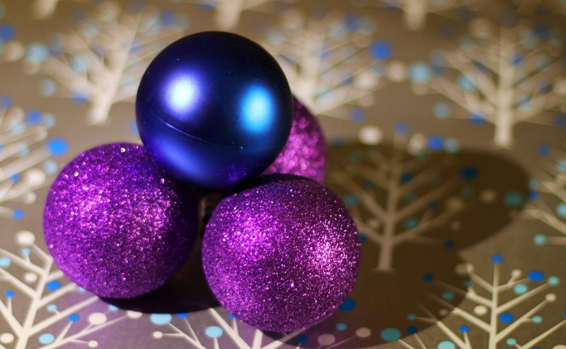 year, winter, gift, ornate, glitter, bright, backgrounds, indoors, decor, focus on foreground, multi Colored, shadow, sphere, celebration, blue, surface