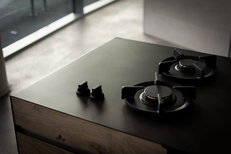 paper, container, day, shape, group of objects, coffee table, focus on foreground, stove, cooker, crockery, metal, furniture, design, imola, kitchen top