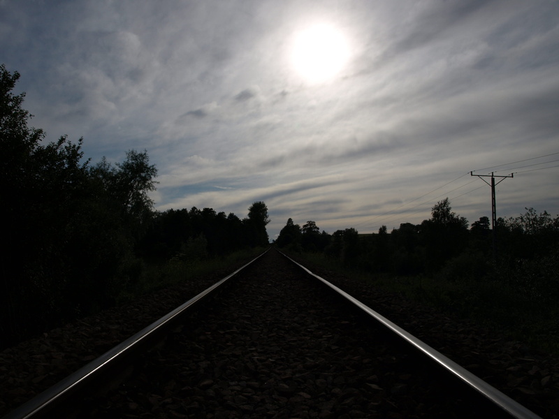 parallel, rail transportation, landscape, cloud - sky, surface level, railroad track, growth, nature, rails, tranquil scene, pkp, diminishing perspective