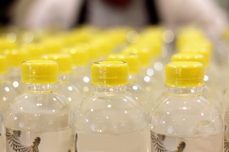 the bottle, glass - material, large group of objects, in a row, freshness, Water, Bottle, indoors, refreshment, thirsty, retail, food and drink industry