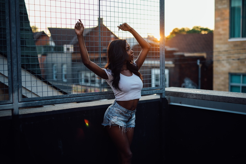 mulatto, roof, face, shorts, 8K, figure, the city, hair, legs, girl