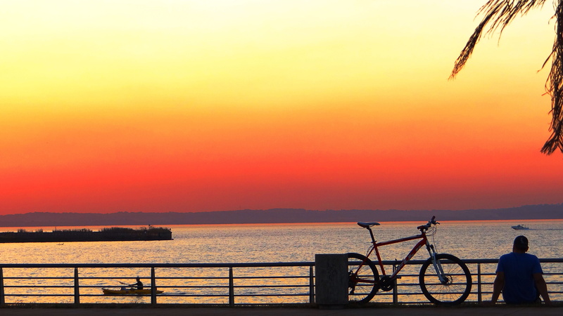 take it easy, scenics - nature, missions, men, sunrise, color, tourism, costa, nature, silhouette, light, dusk, sun, afternoon, calm, tranquility, sea