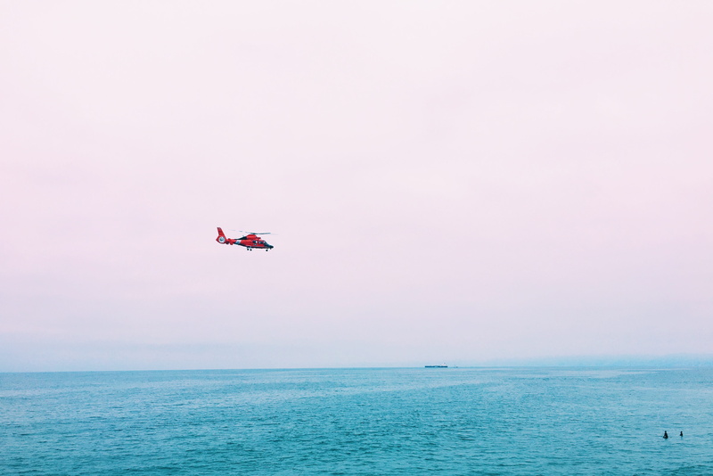horizon over water, helicopter, mode of Transport, plane, mode of transportation, tranquil scene, blue, day, air, flying, daytime, airplane, Manhattan Beach