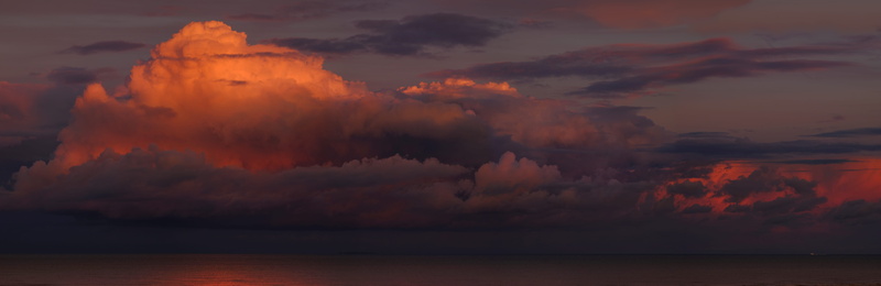 tranquility, outdoors, nature, cloud - sky, water, tranquil scene, sky, dusk, 8K, beach, waterfront, ultra hd, night sky, idyllic