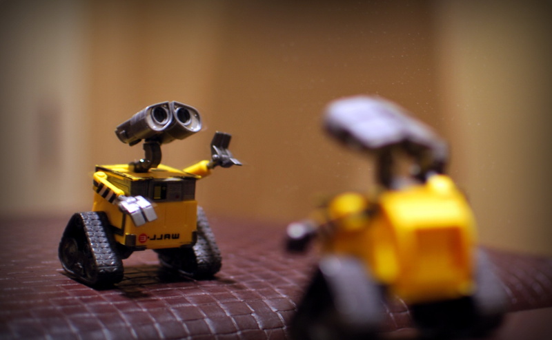 marco, shot, robot, Object, reflection, 365 Days, mirror, 2K, i-robot, Reflections, Toys, April 19, Quebec, Wall-e, Project  One, Action  Figures, toy
