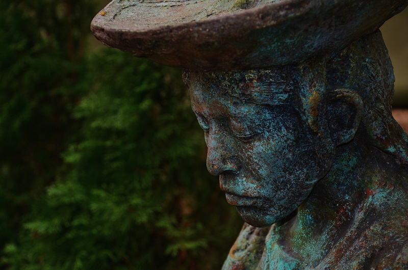 metal, 4K, statue, ernst, rusty, representation, plant, serious, tree, face, creativity, deterioration, atmospheric, mood, weathered, day, art and craft