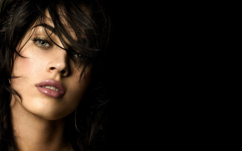 1080P, young adult, hairstyle, beautiful woman, beauty, indoors, face, model, contemplation, human lips, body part, one person, adult, studio shot, human face