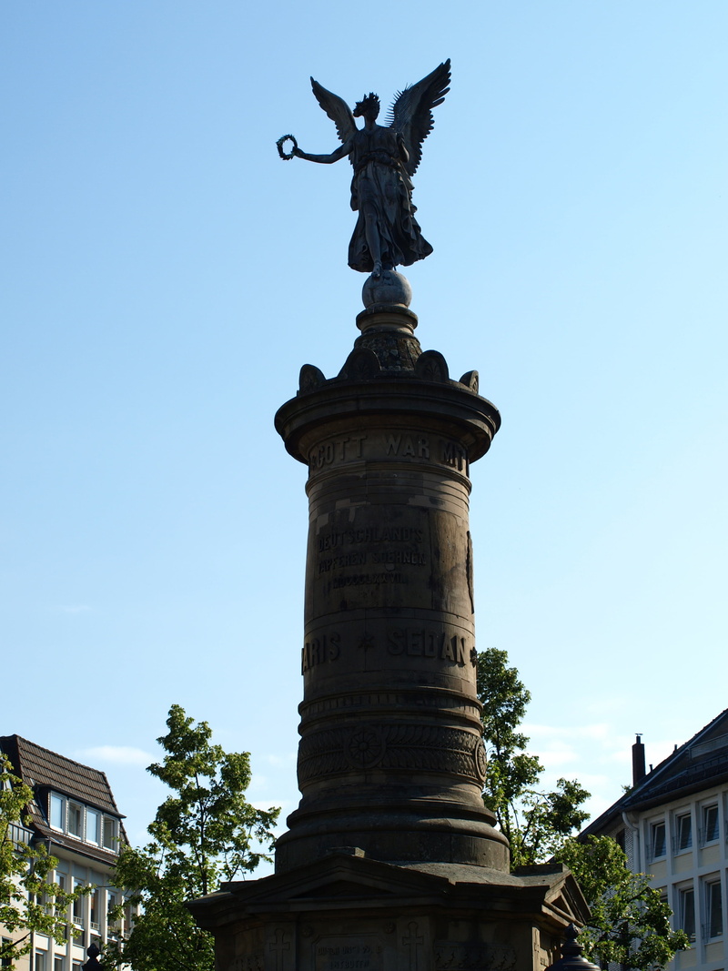 pillar, architecture, sculpture, siegessäule, low angle view, human representation, 2K, craft, history, the past, travel destinations, famous Place, day