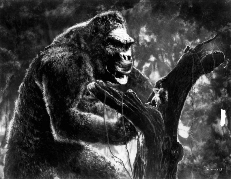jungle, hollywood, representation, scary, fury, giant, girl, photo, statue, plant, human representation, creativity, vintage, art and craft, monkey, monochrome