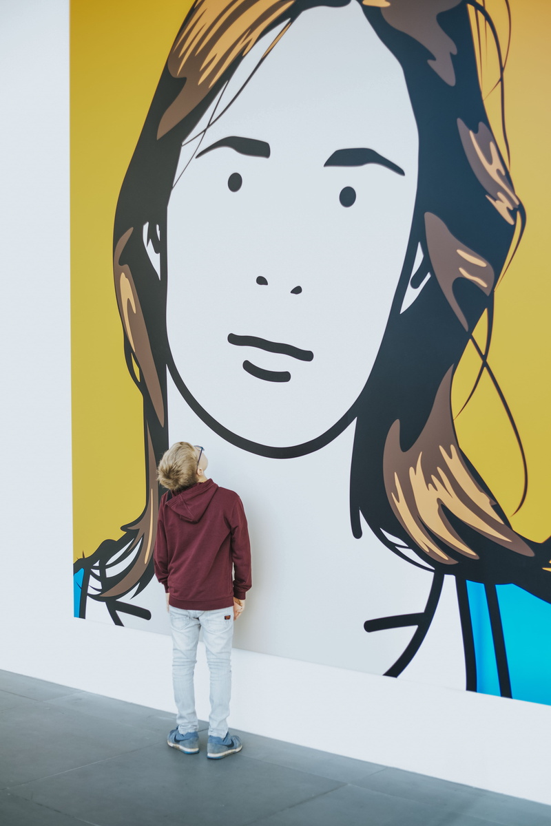 front view, 5K, idea, real people, modern, artwork, woman, boys, germany, snoppy, boy, interest, teenager, standing, child, alone, casual clothing, colourful