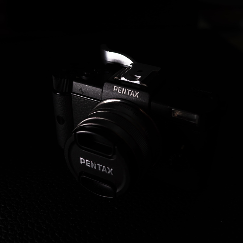 indoors, pentax, photographic equipment, electrical equipment, camera, gear, equipment, closeup, technology, swivel, 2K, black color, communication, camera - photographic equipment