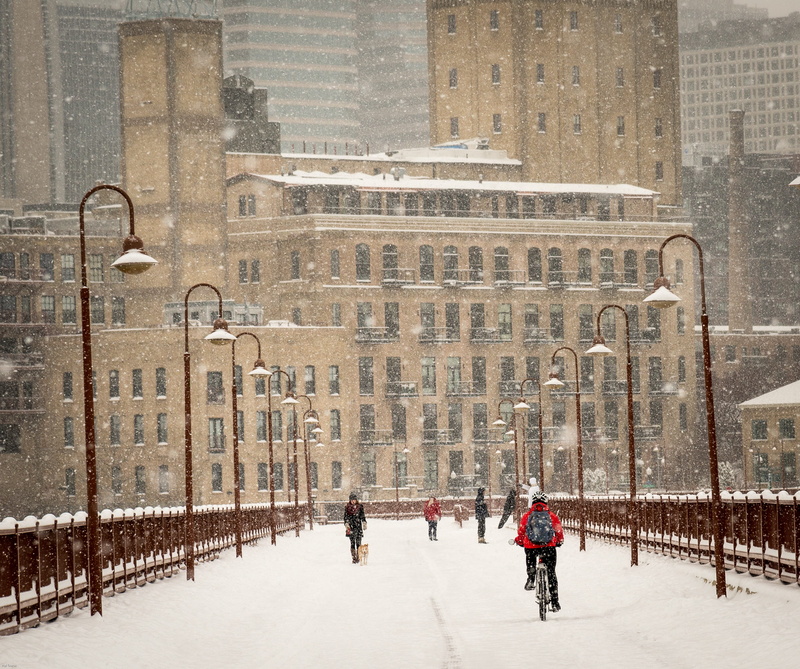 group of people, skyline, december, warm clothing, Downtown, architecture, season, Winter, cold temperature, street light, city, day, women, Bridge, full length
