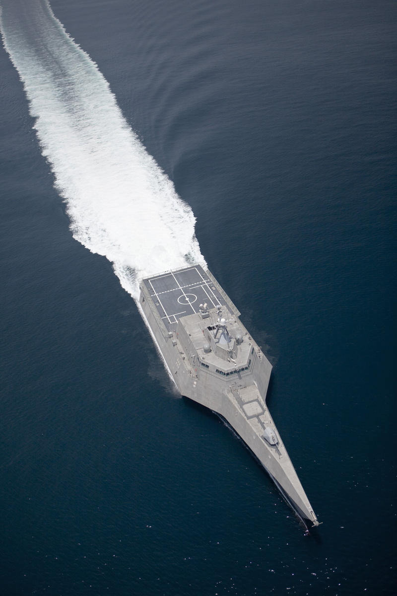 shipping, day, USS Independence (LCS-2), 5K, water, high angle view, outdoors, ship, industry, motion, nautical vessel, transportation, military, business