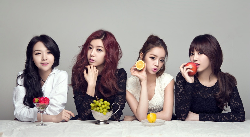 seoul, friendship, indoors, adult, girls, white, Music, girls day, south korea, looking at camera, group of people, korean music, young adult, studio shot