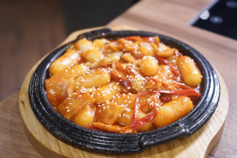 hot, wood - material, meat, spice, table, garnish, korean, simple, meal, cooked, healthy eating, close-up, dish, lunch, high angle view, noodles, focus on foreground