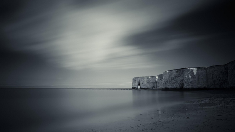 grayscale, coast, seashore, reculver, england, beaches, 2560x1440, 2K, europe, photography, united kingdom