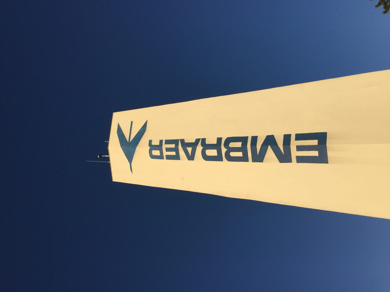 cessna, nature, arrow symbol, airbus, embraer, sky, aeronautics, white, communication, clear sky, blue, yellow, av. brg. faria lima, guidance, sign, boing