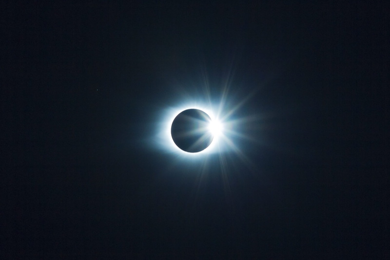2K, stellar, low angle view, outdoors, science, dark, light, lunar, copy space, no people, sun, brightly lit, looking up, solar eclipse, nature
