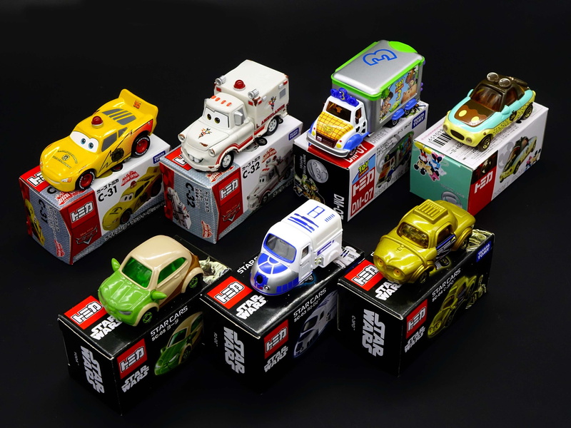 studio shot, still life, technology, large group of objects, collection, variation, multi colored, paper currency, leisure, finance, toy, no people, toy cars