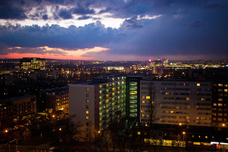 building, skyscraper, 1080P, light, nature, high angle view, built structure, night, sunset, city life, cityscape, sky, illuminated, architecture, travel destinations