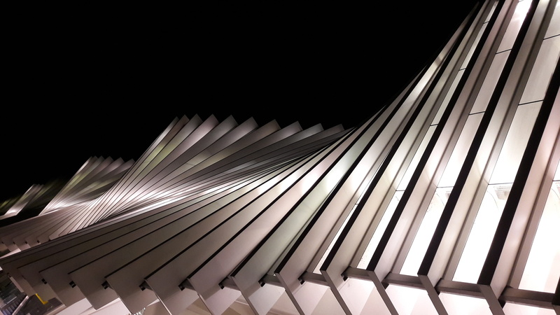 station, abstract, low angle view, metal, railway, mediopadana, design, pattern, building exterior, futuristic, 4K, modern, night, outdoors, studio shot
