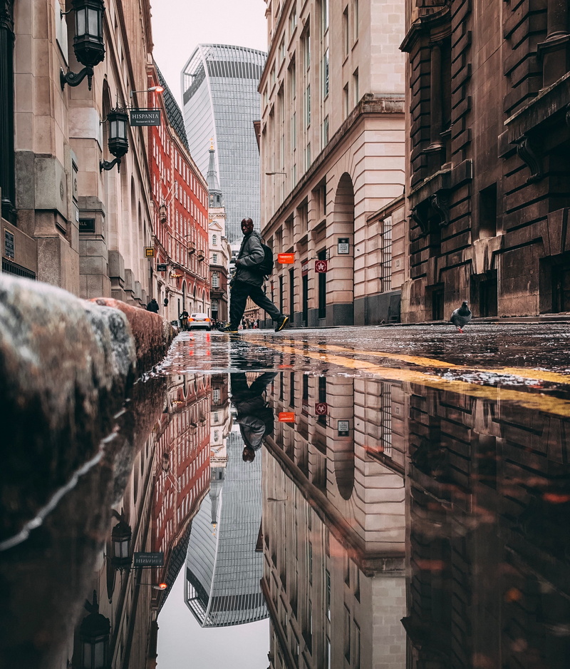 outdoors, built Structure, sidewalk, women, people, europe, man, downtown District, men, 2K, urban, adult, walking, famous Place, road, london, weather