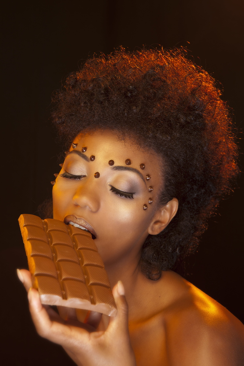 sweet food, holding, craving, face, close-up, beauty, beautiful woman, eating, sweet, bar, indulgence, temptation, make-up, fantasy, one person, young