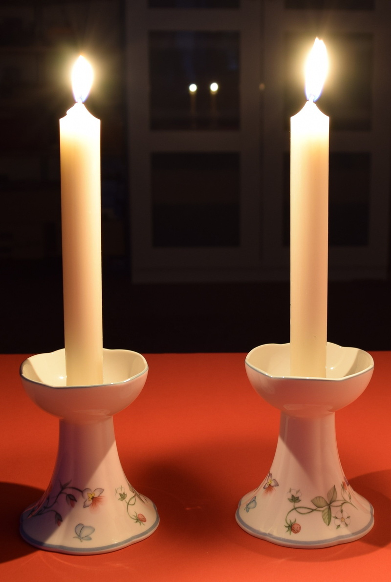 focus on foreground, indoors, flame, crockery, heat, lighting equipment, still life, religion, roma table, candlestick Holder, burn, celebration, illuminated