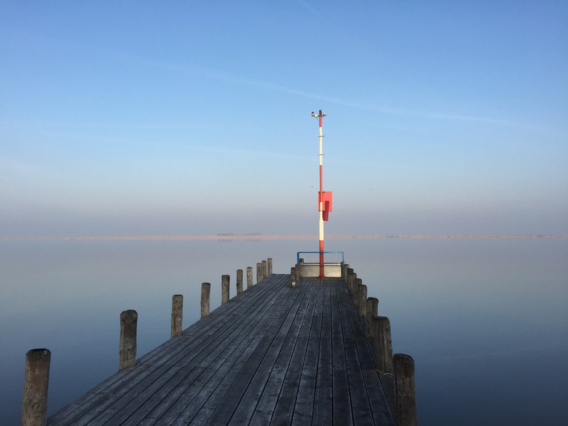 tall - high, direction, building exterior, water, jetty, winter, day, built structure, still, web, beauty in nature, mood, 2K, roma table, nature, wooden post