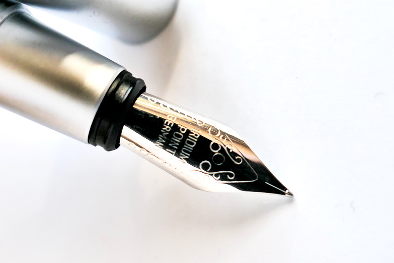 arts culture and entertainment, single object, number, writing utensil, 5K, text, copy space, white background, sharp, writing, nib, fountain pens, writing instrument