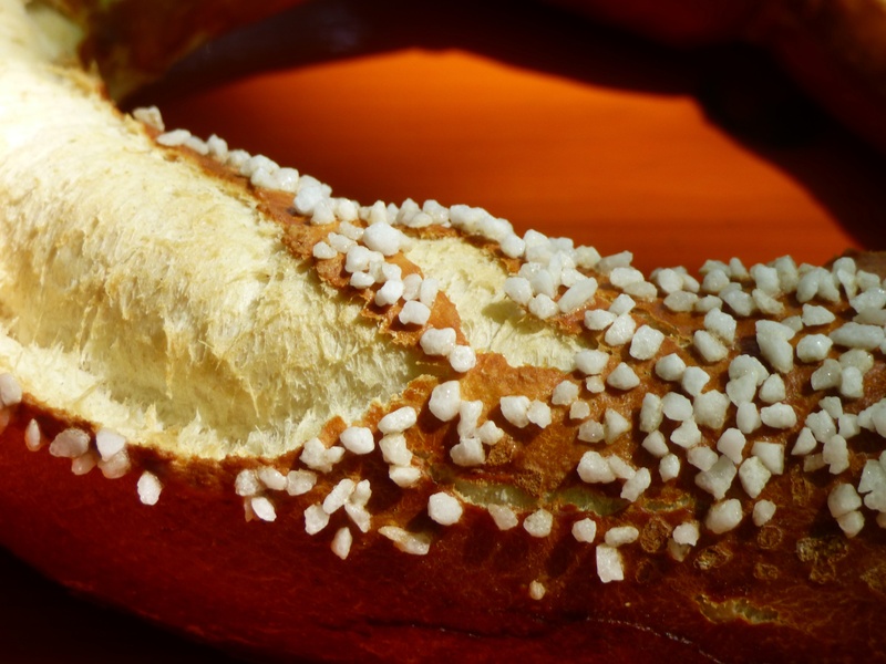 tradition, salty, pretzels, indoors, pretzel, bread, ready-to-eat, food and drink, temptation, knabberzeug, close-up, focus on foreground, specialty, sweet food