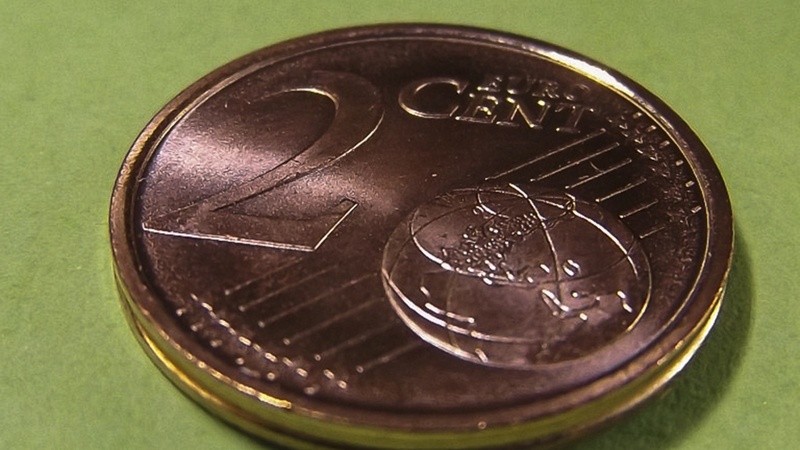 value, euro, text, pay, metal, coin, high angle view, money, business, € coin, close-up, communication, 1080P, indoors, circle, no people, loose change