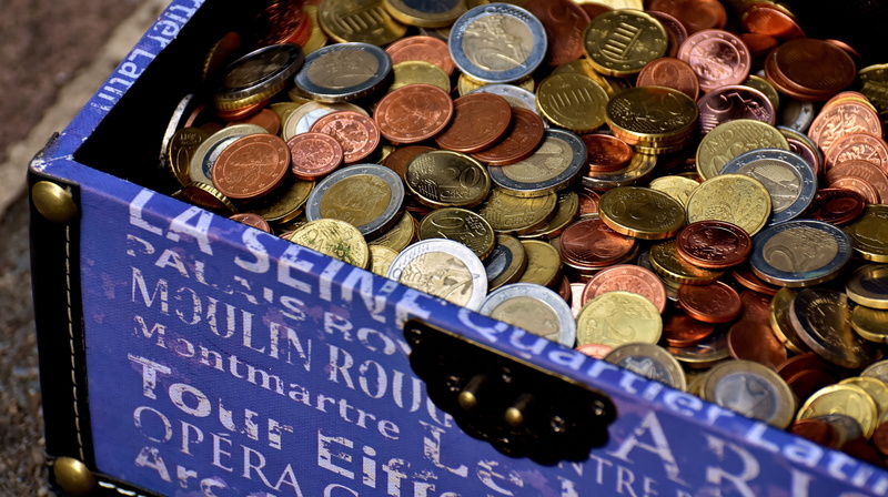 metal money, container, large group of objects, savings, euro, variation, still life, currency, coins, coin, business finance and industry, money, no people