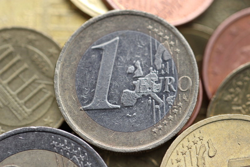 money, payment, choice, group of objects, european, day, market, no people, heap, golden, euro, silver - metal, success, metal, savings, close-up, earnings