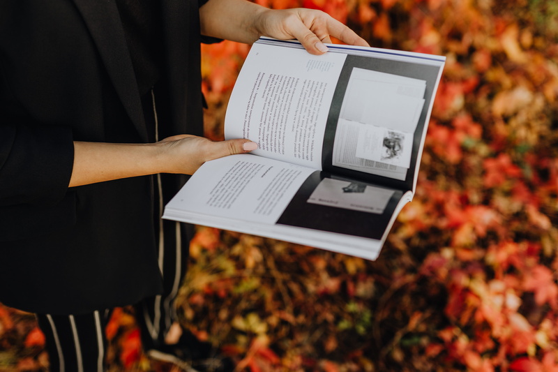human body part, stock photos, knowledge, business, woman, day, colourful, reader, hand, standing, reading, torun, leaf, conference, women, focus on foreground