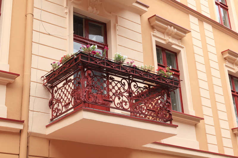 day, low angle view, outdoors, 4K, built structure, potted plant, residential district, house, shutter, building exterior, building, window, ornate, wall - building feature