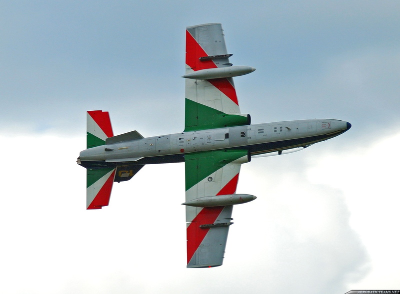 italia, team, 1080P, jet, mb 339, tricolori, pan, ce, aermacchi, aircrafts, acrobatic