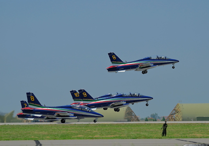 tricolori, aermacchi, aircrafts, jet, pan, acrobatic, team, ce, 2K, italia, mb 339
