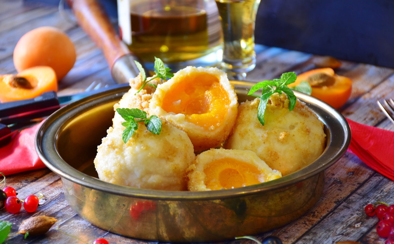 apricots, marillenknödel, dinner, food, japanese food, 5K, appetizer, serve, eat, garnish, ready-to-eat, bread crumbs, dumpling, food and drink, herb