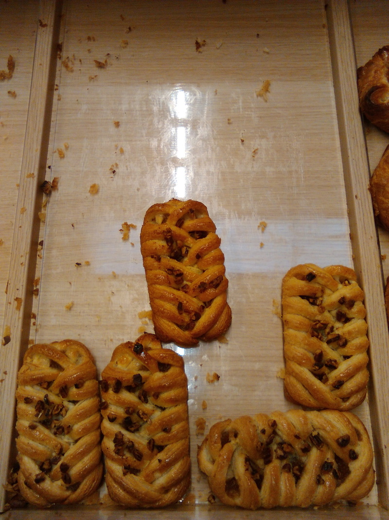 bread, still life, sweet, ready-to-eat, nuts, 2K, dessert, french food, close-up, biscuit, supermarket, baked, pastry, crumbs, lights, indulgence, cookie