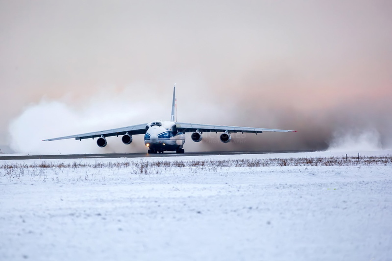 no people, journey, travel, nature, grey, airplane, air vehicle, on the move, white color, snow, outdoors, mode of transportation, cloud - sky, airliner